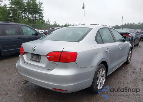 2011 Volkswagen Jetta 2.5L Se from USA, damaged, VIN 3VWDZ7AJ6BM321447